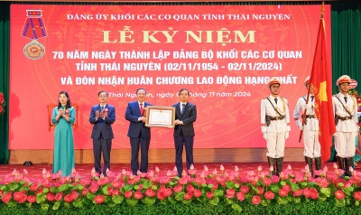 Kỷ niệm 70 năm ngày Thành lập Đảng bộ Khối các cơ quan tỉnh Thái Nguyên và đón nhận Huân chương Lao động hạng Nhất